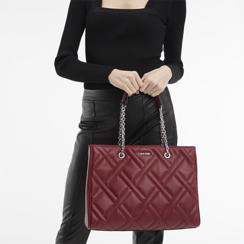 Womens Red Currant Quilted Medium Tote Bag 95307 by Calvin Klein from Hurleys